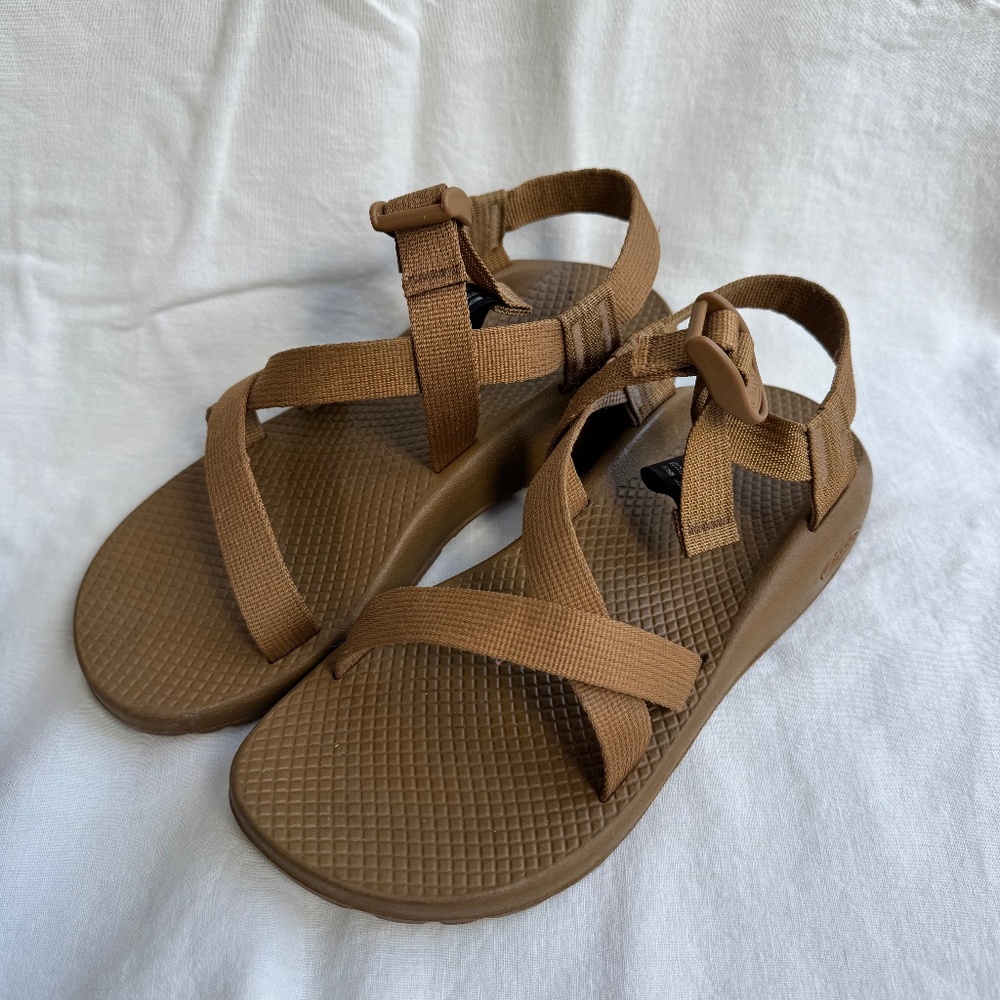 Title: Women’s Chaco Z/Cloud Sandals - Size 8
